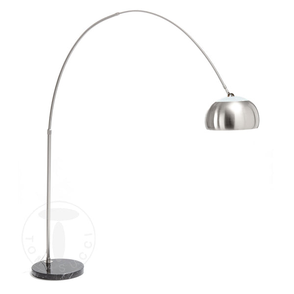 Lampada da terra ad arco con struttura metallo satinato