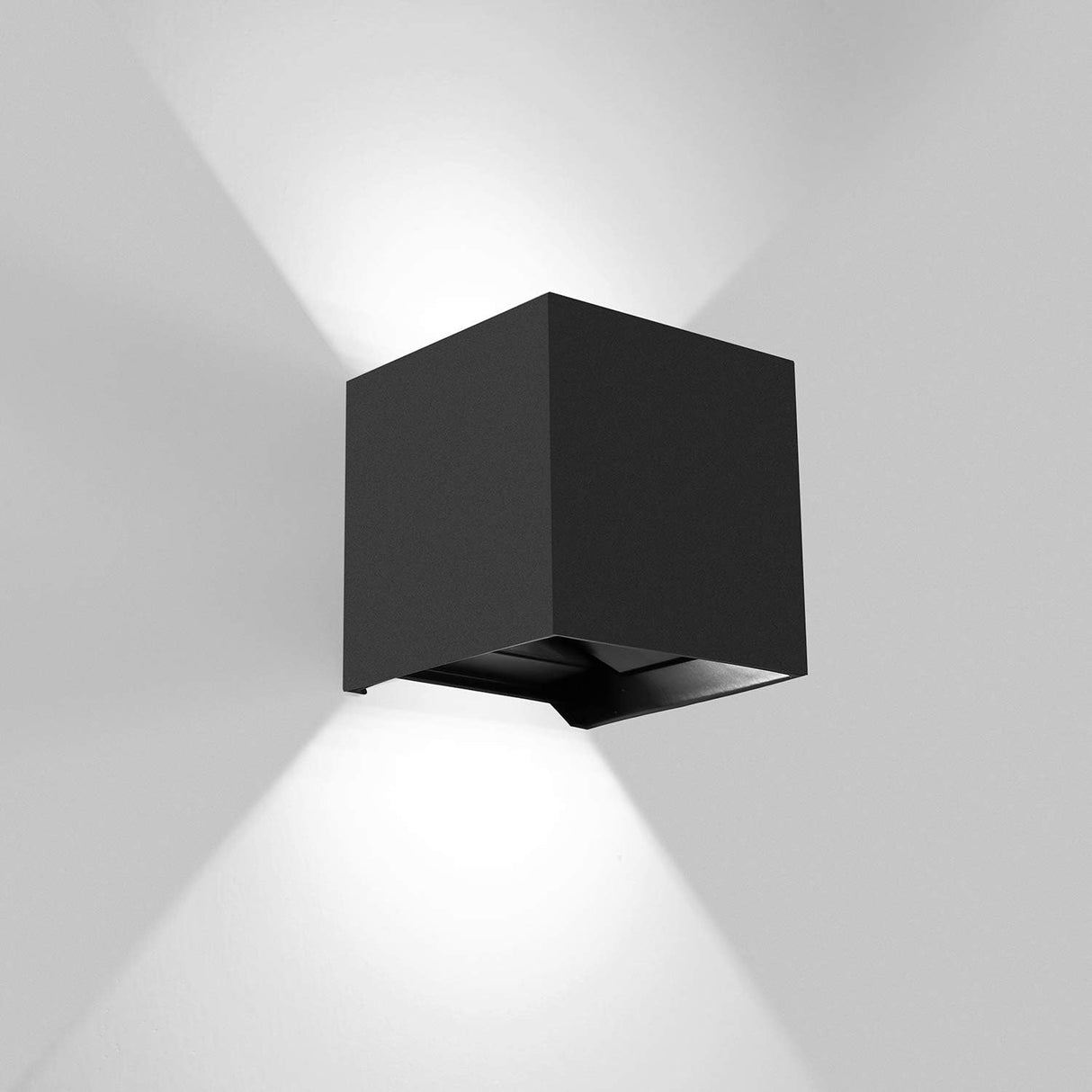 Faretto Cubico da parete doppio flusso per Interni ed Esterni