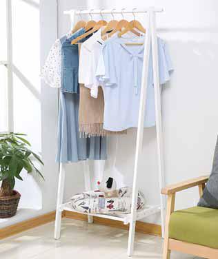 Stender in legno verniciato Design Elegante Misure 75x44x149cm.