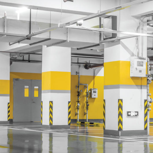 Plafoniera Stagna per Neon a Led/T8 impermeabile IP65 ganci in acciaio ideale per Garage, Magazzini, Deposito, Cantina, Autorimesse