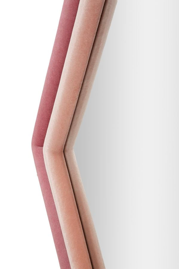 Specchio Tony da parete in velluto rosa cm 75x4x80